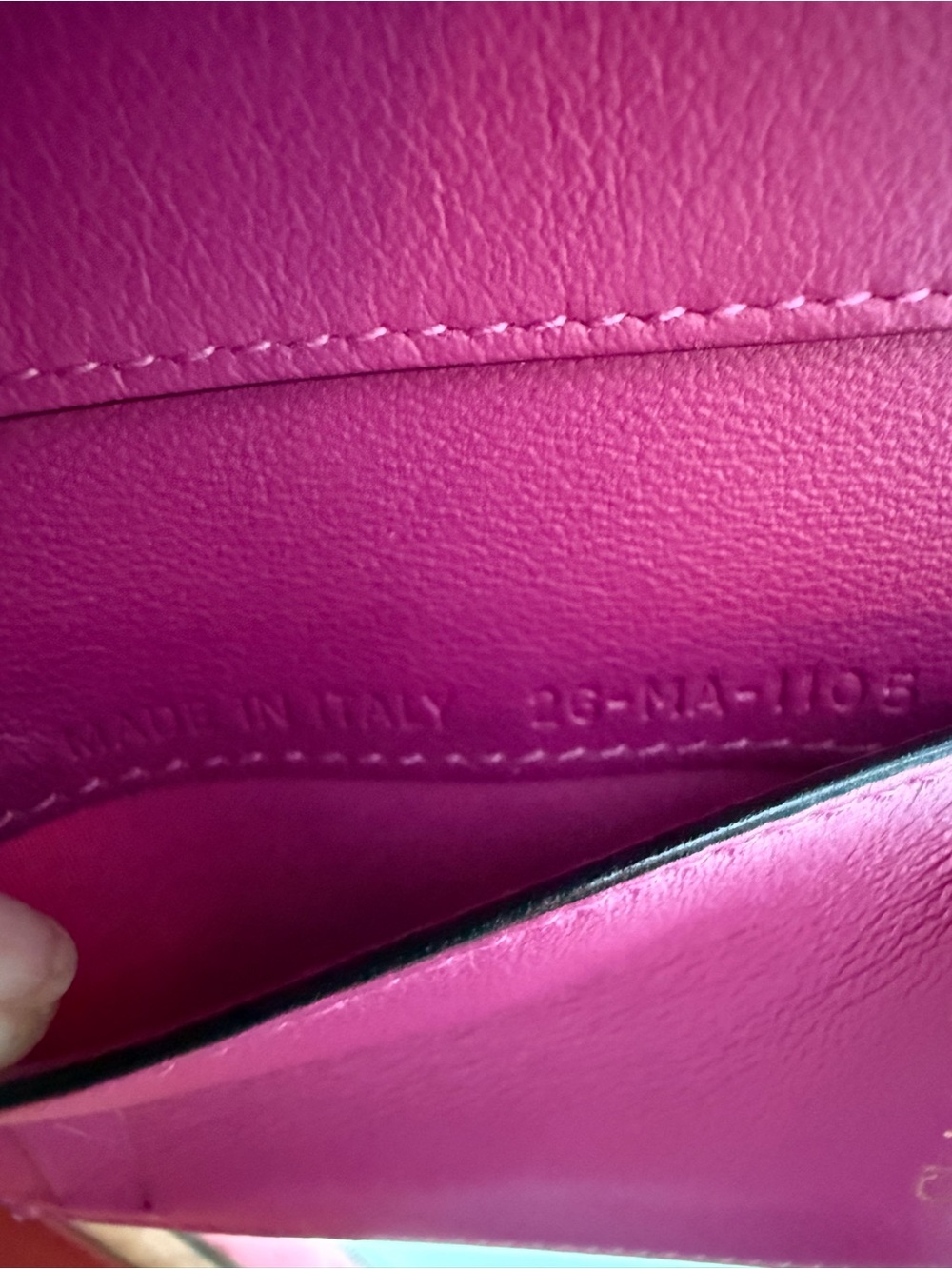 Christian Dior Black & Fuchsia Leather Wallet with Gold Logo - Picture 7 of 8